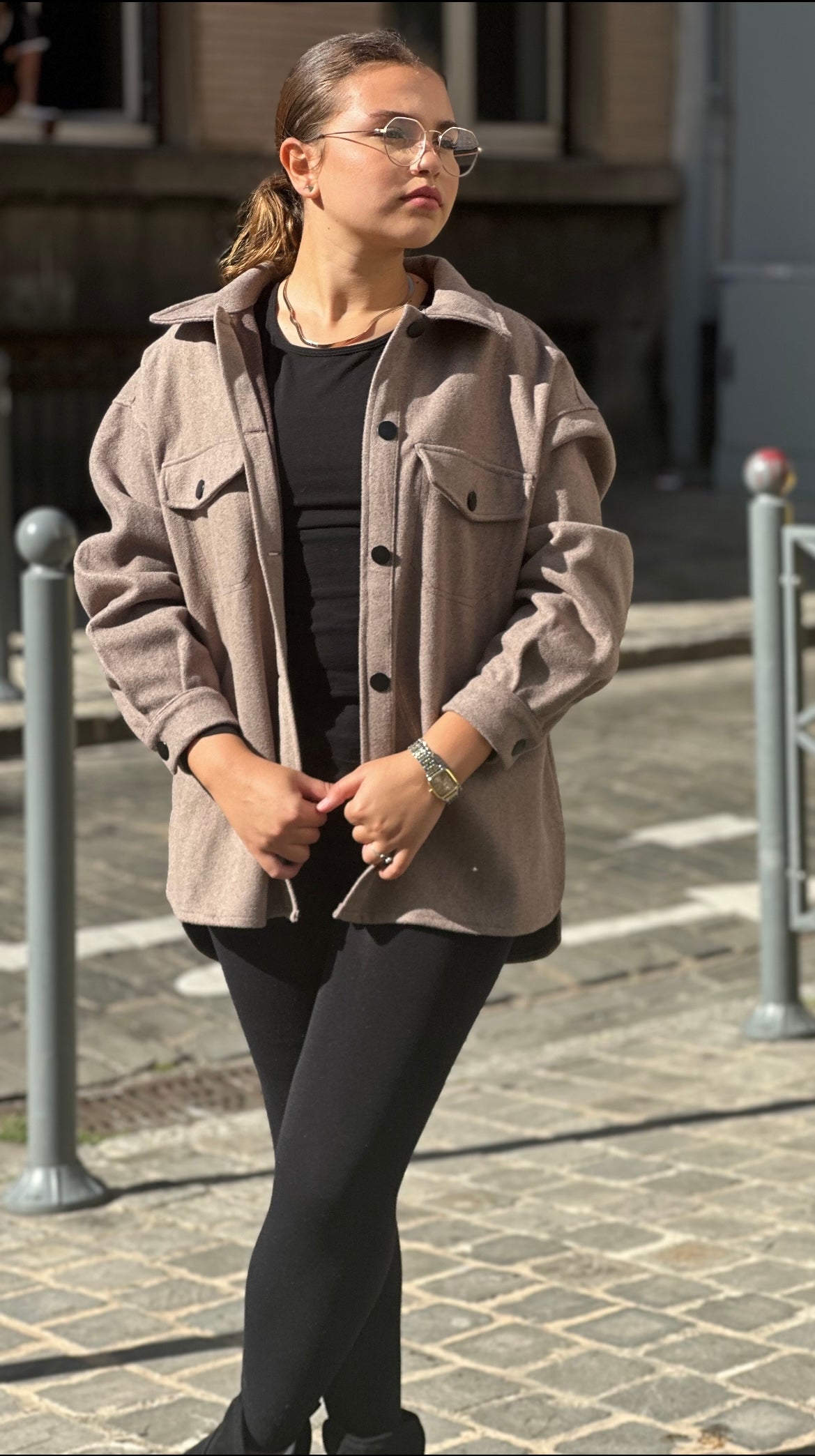 N•9 : Veste Surchemise Taupe